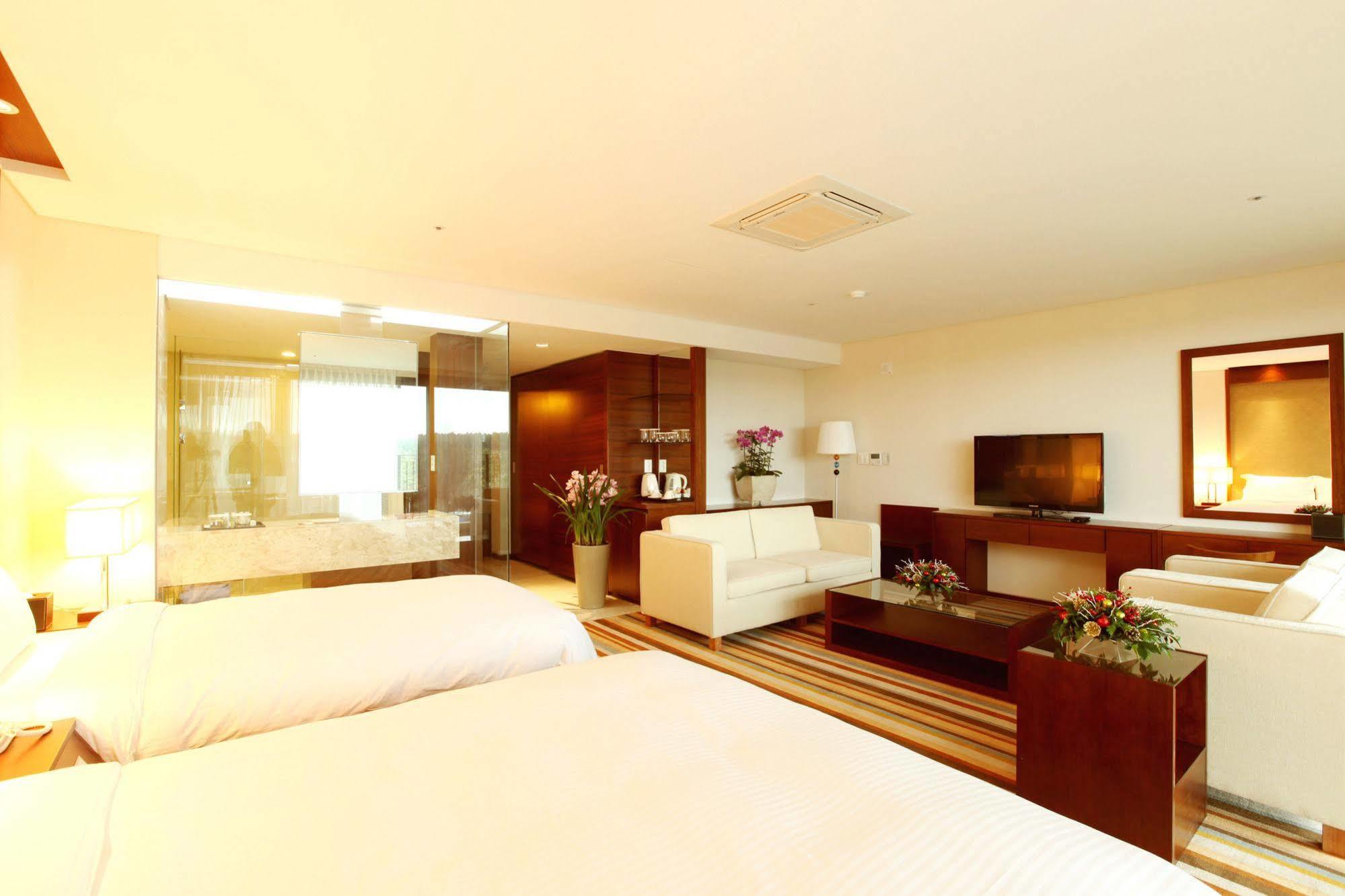 Raon Hotel & Resort Jeju Buitenkant foto